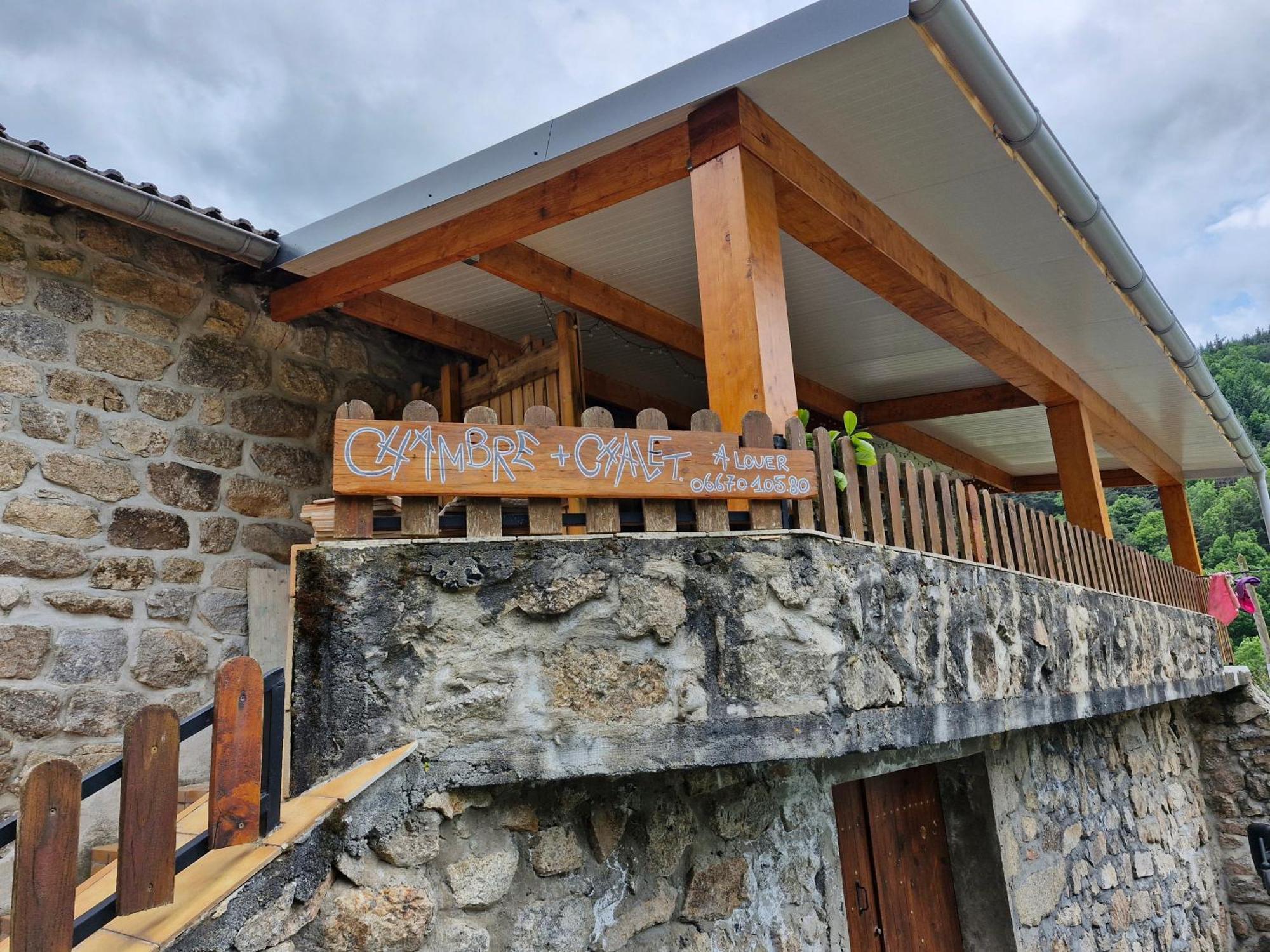La Maison Des Lucioles Saint-Julien-Boutieres المظهر الخارجي الصورة